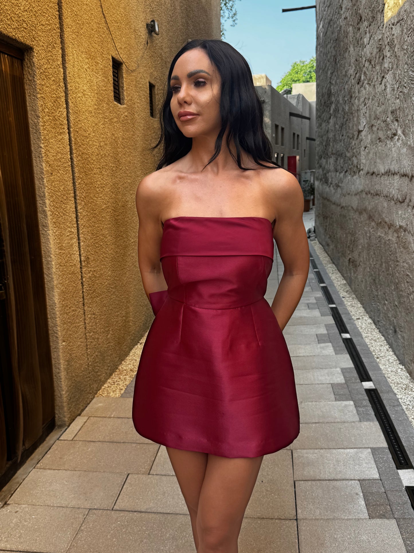 Noël Bow-Back Mini Dress