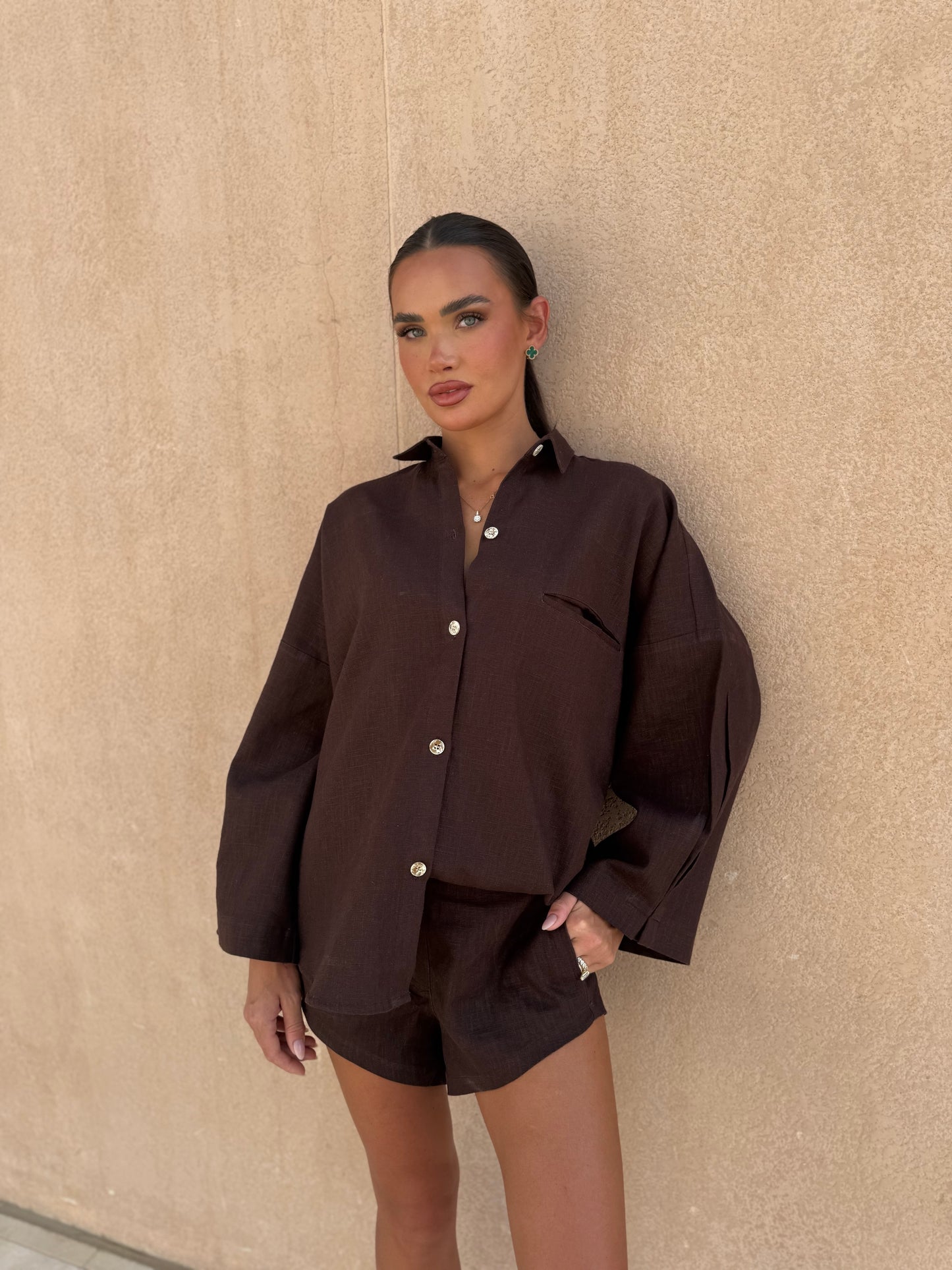 Sable Foncé Shorts