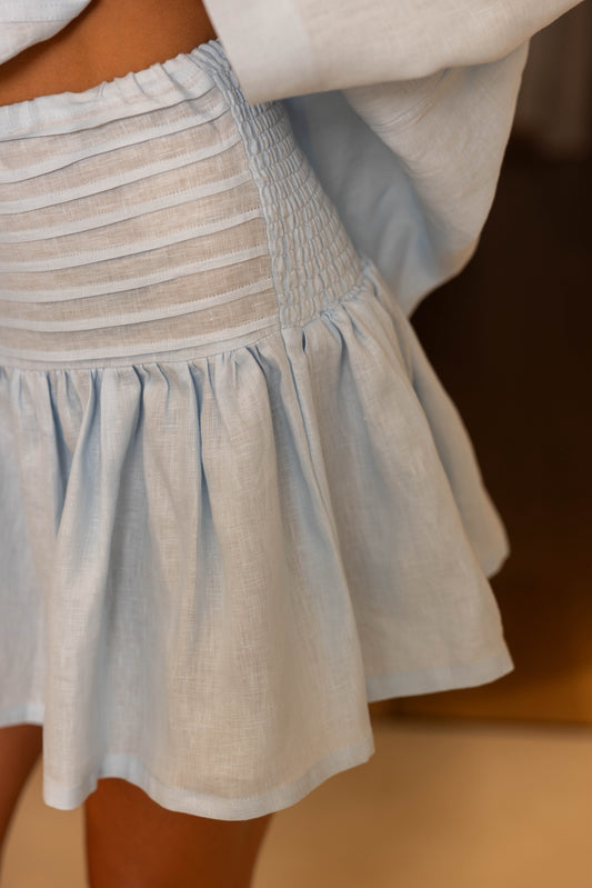 Sustainable fashion skirt for travel and slow days