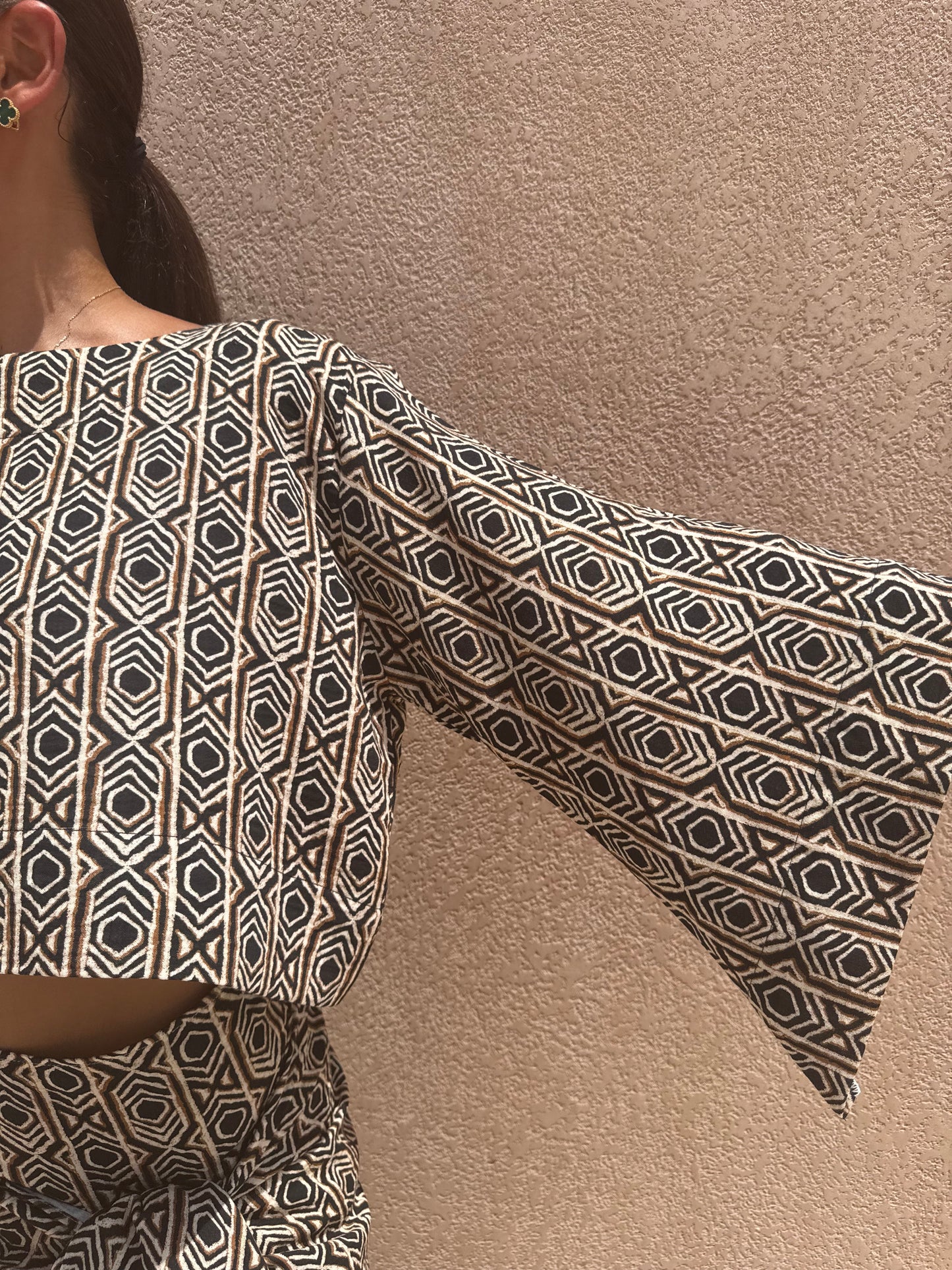 Noir Mirage Top